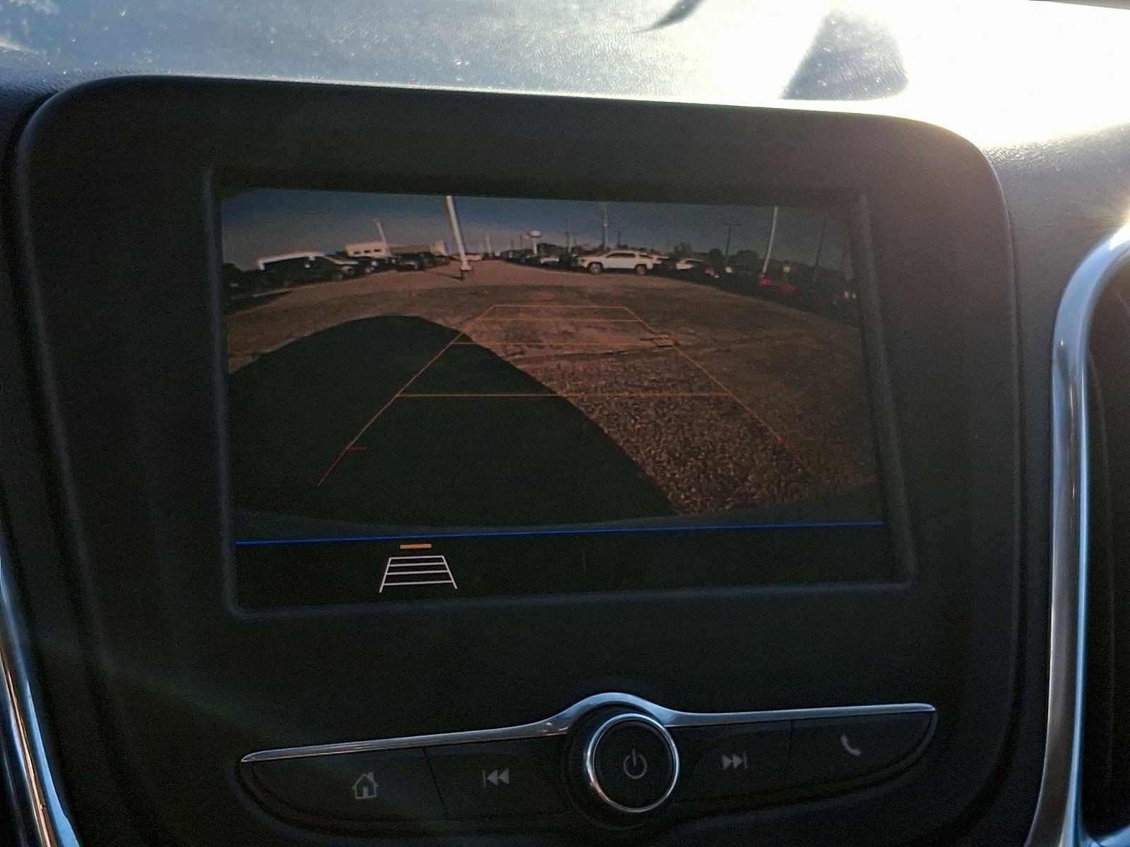 Used 2021 Chevrolet Equinox LT image 16