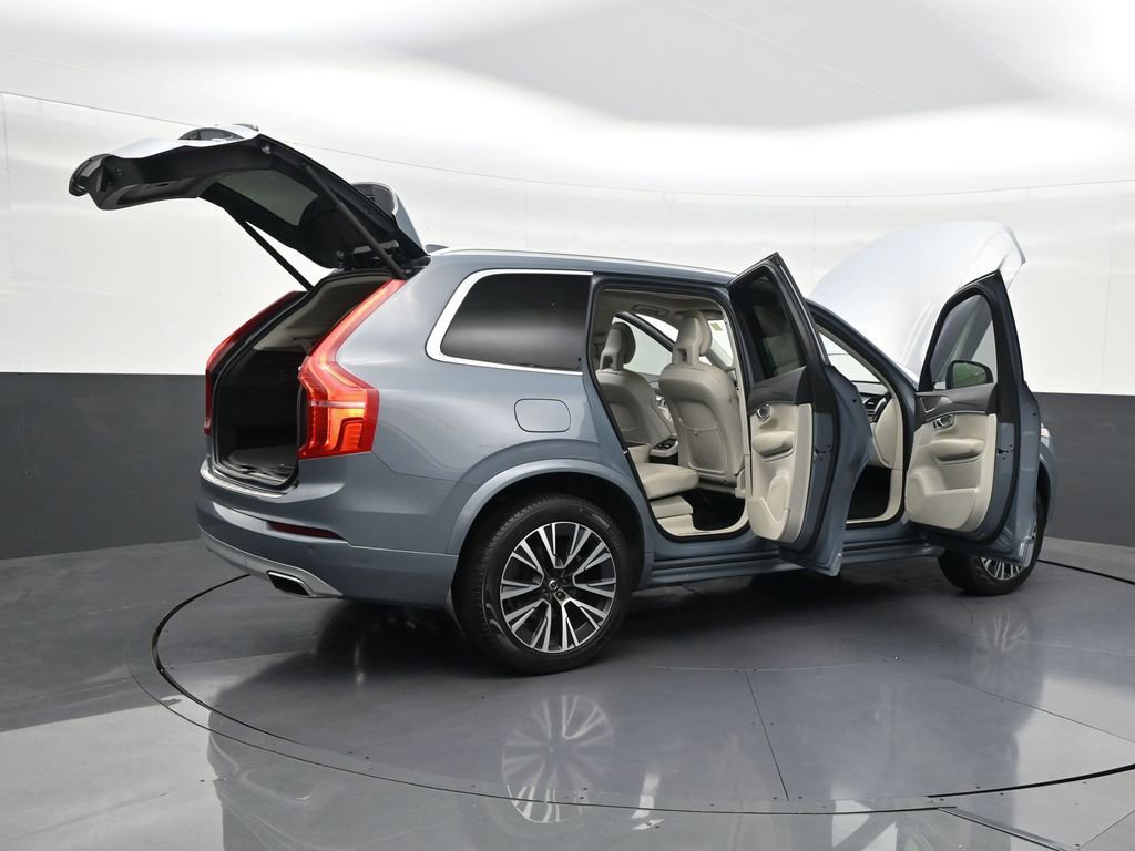 Used 2020 Volvo XC90 T5 Momentum w/ Protection Package Premier image 31