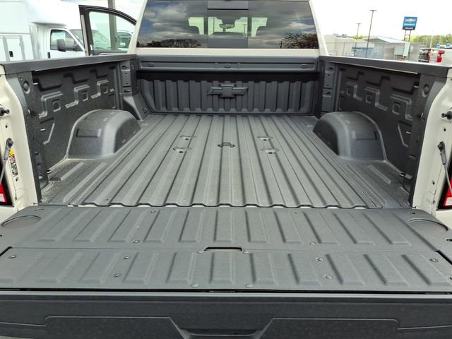 New 2026 Chevrolet Silverado 2500 ZR2 w/ LPO, Dark Essentials Package AWD/4WD image 10