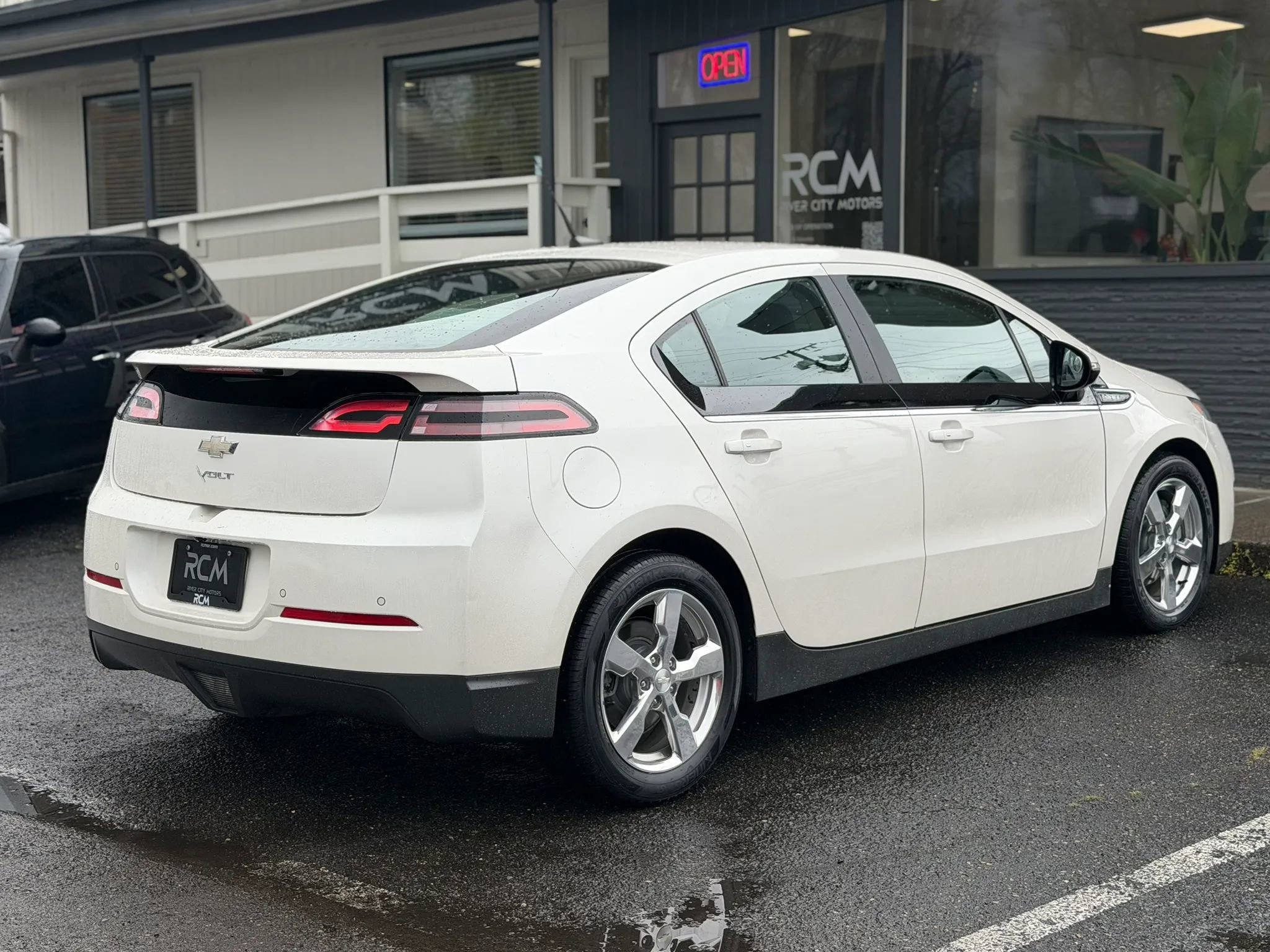 Used 2013 Chevrolet Volt Premium w/ Premium Trim Package image 5
