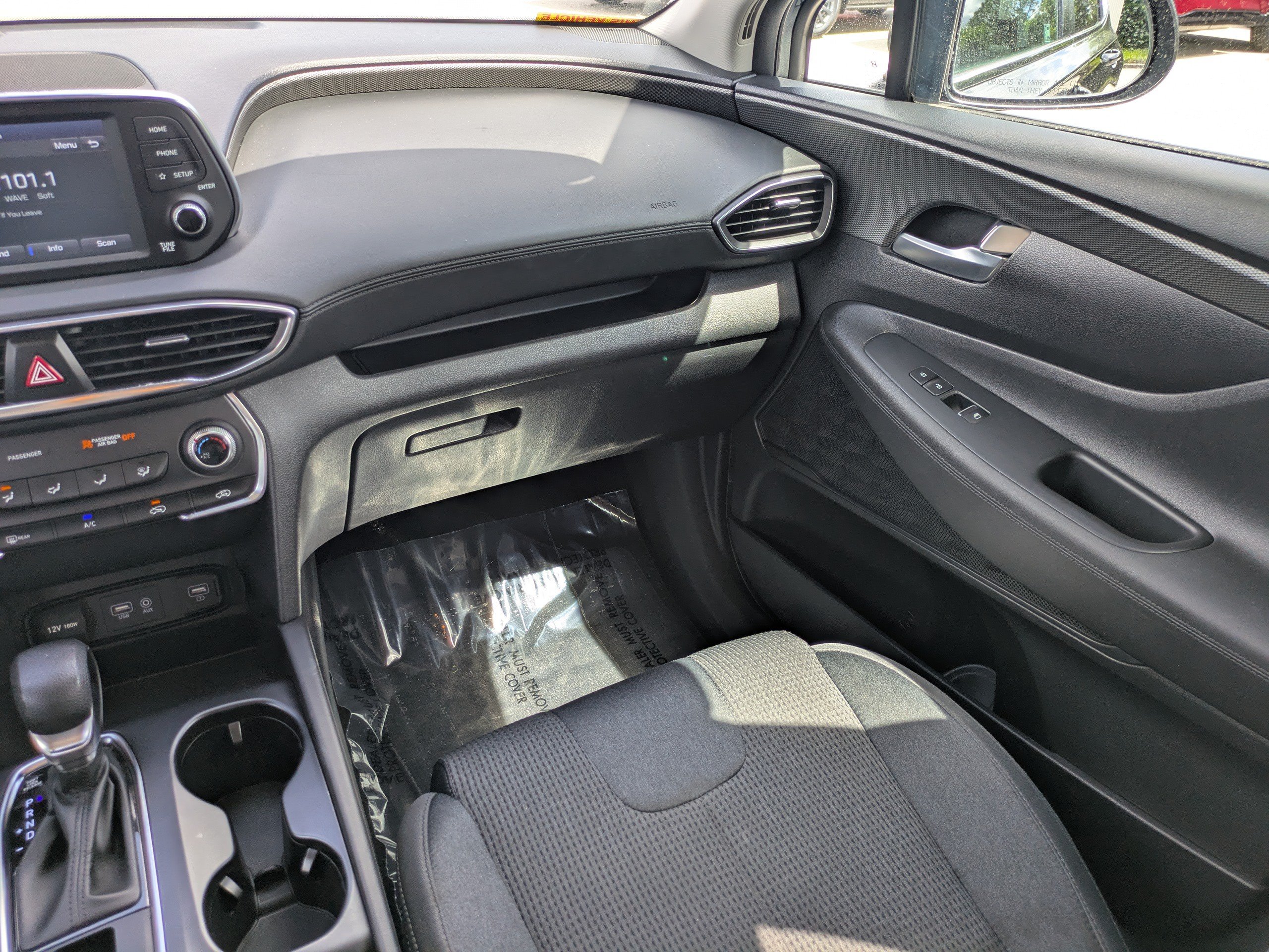 Used 2020 Hyundai Santa Fe SE FWD image 16