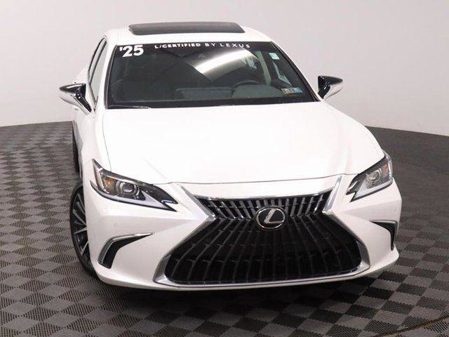 Certified 2025 Lexus ES 300h w/ Premium Package image 3