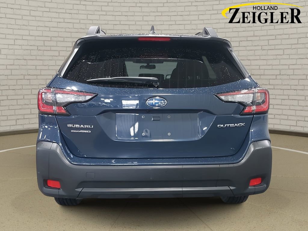 Used 2025 Subaru Outback Premium AWD/4WD image 6