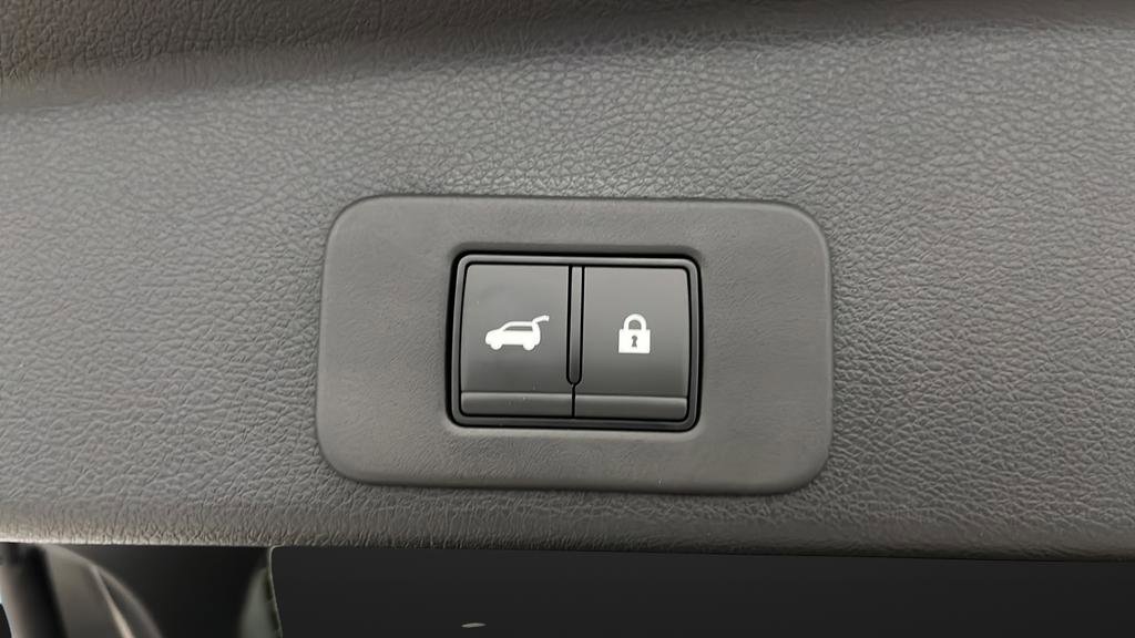 Used 2025 Nissan Murano SV AWD/4WD image 28