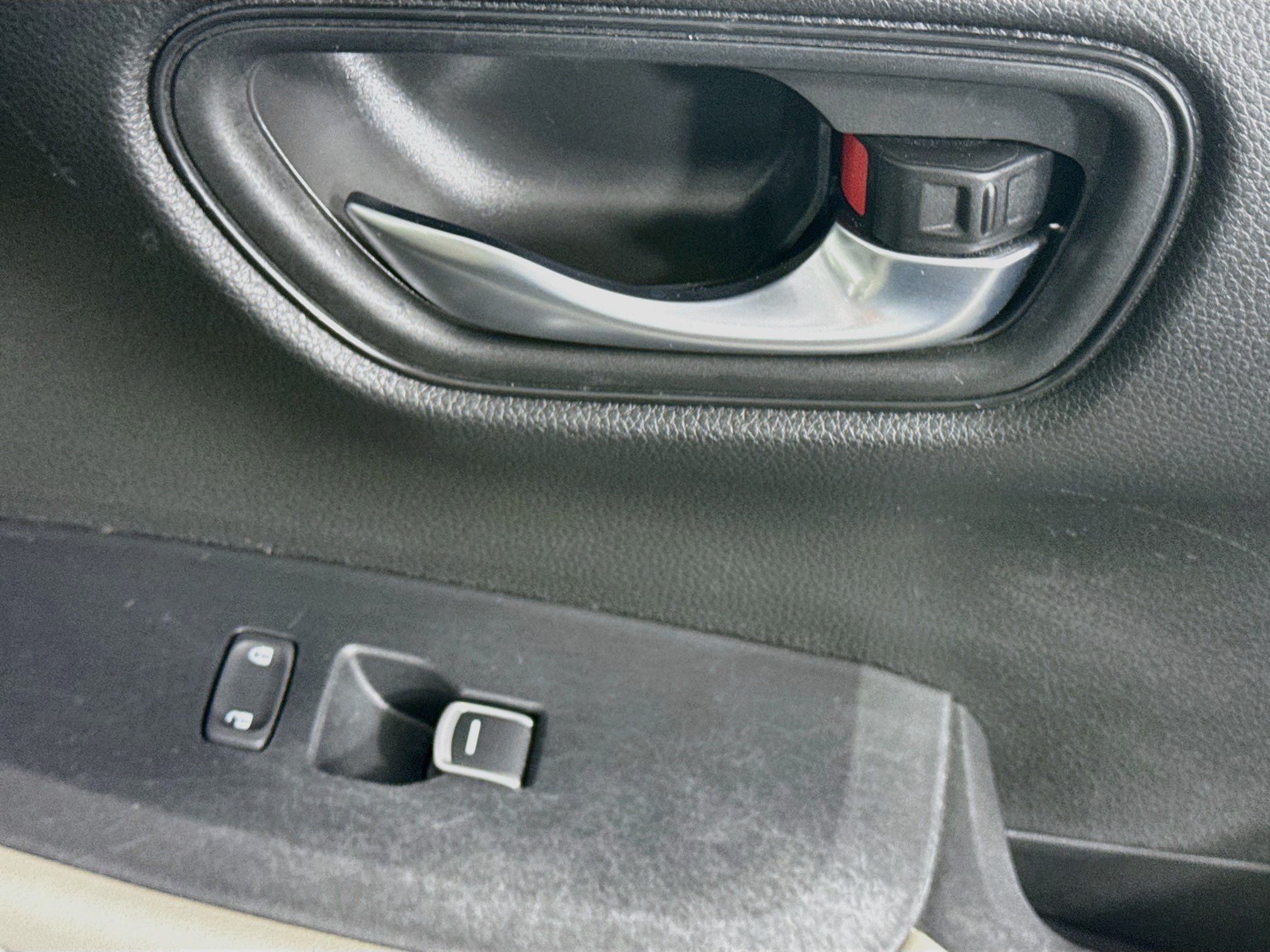 Used 2024 Honda HR-V EX-L image 15