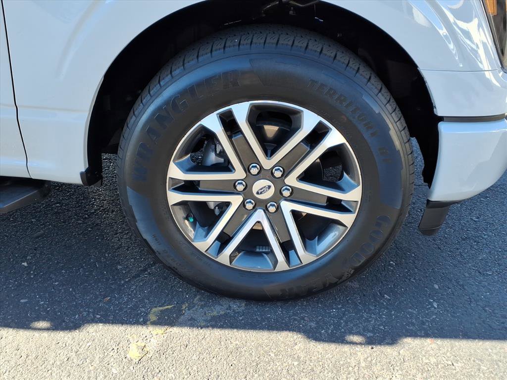 Certified 2023 Ford F150 XL w/ STX Appearance Package image 9