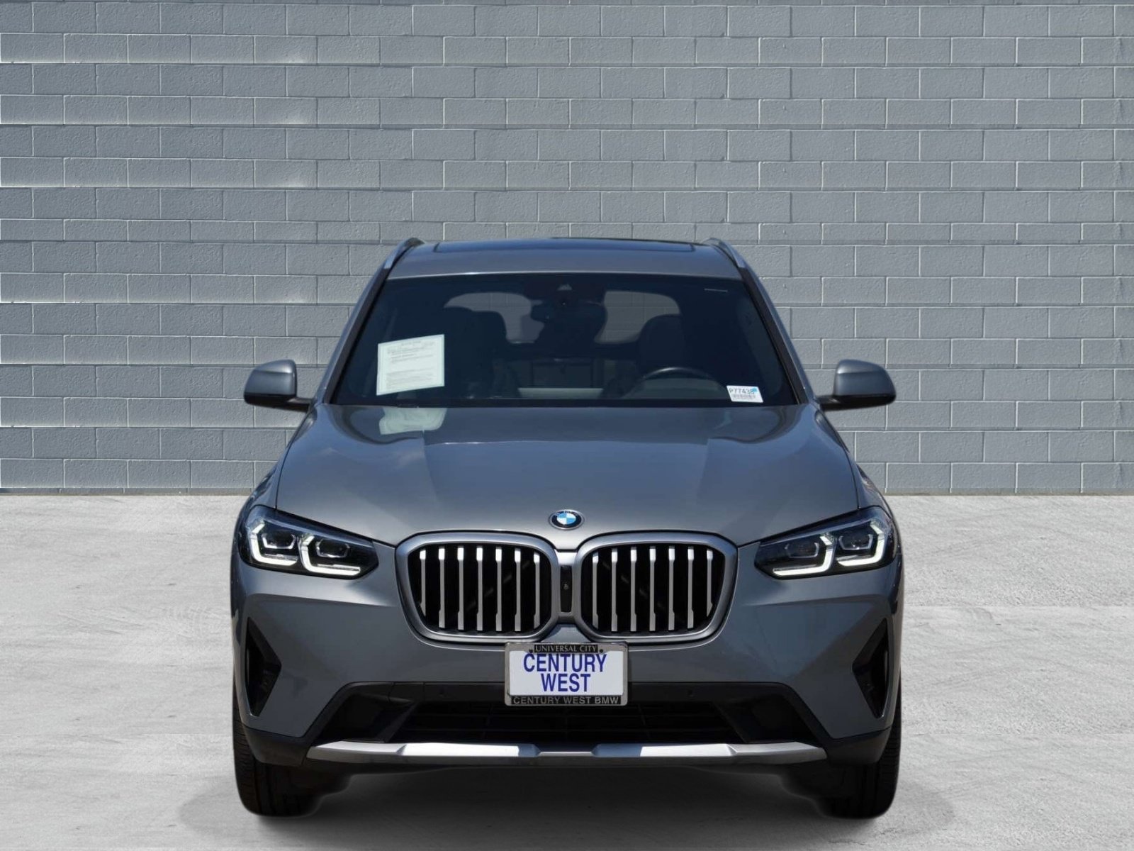 Used 2024 BMW X3 sDrive30i w/ Convenience Package RWD image 2