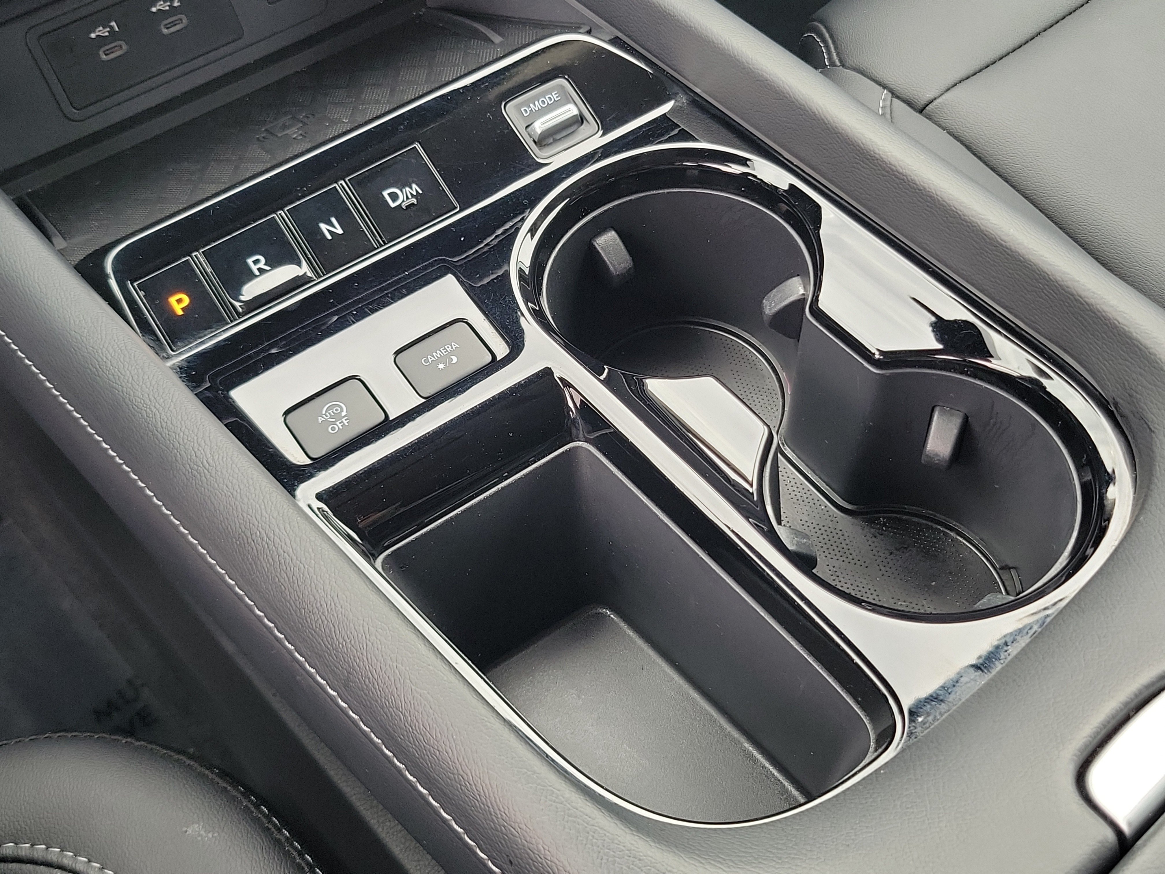 Certified 2025 Nissan Murano SV FWD image 26