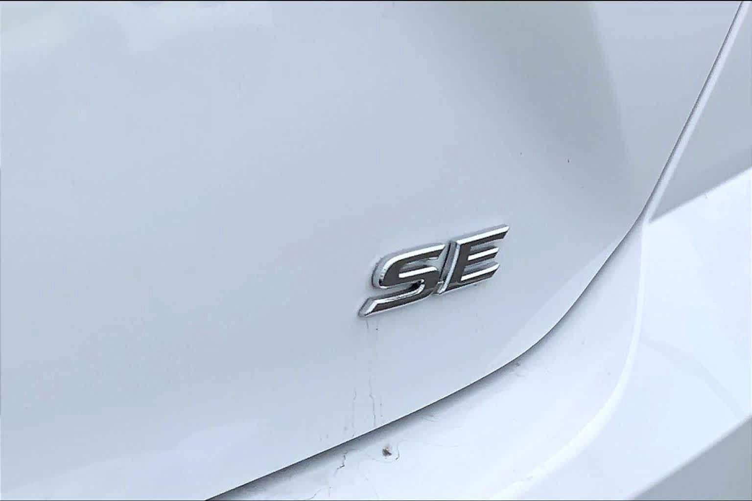 Certified 2025 Toyota Camry SE w/ Convenience Package FWD image 9