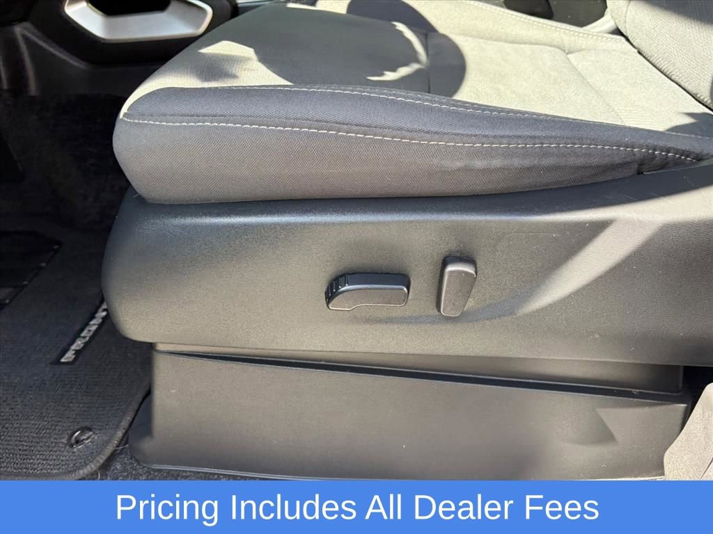 Certified 2024 Nissan Frontier SV w/ SV Convenience Package AWD/4WD image 17