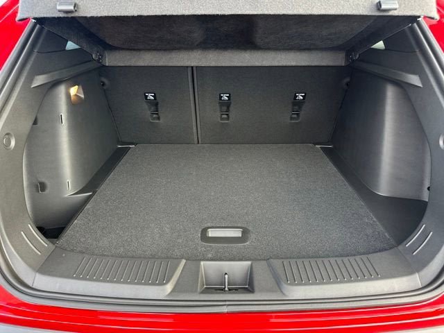 New 2026 Chevrolet Trax RS w/ Sunroof Package FWD image 24