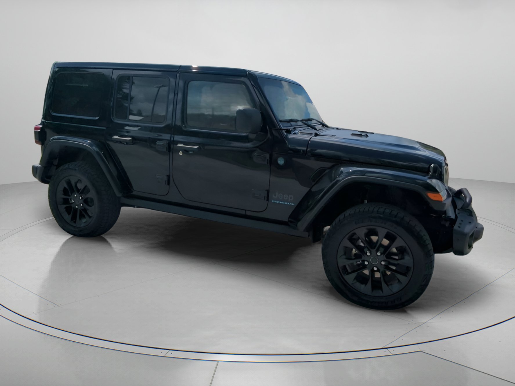 Used 2025 Jeep Wrangler Unlimited Sahara AWD/4WD image 35