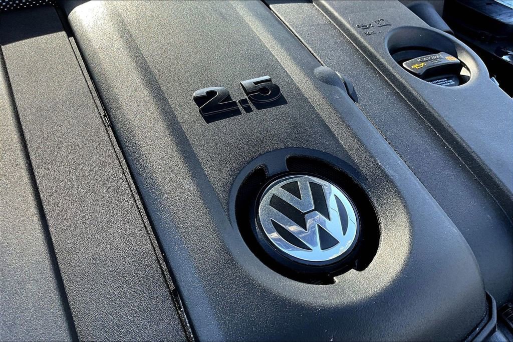 Used 2014 Volkswagen Beetle 2.5 image 28