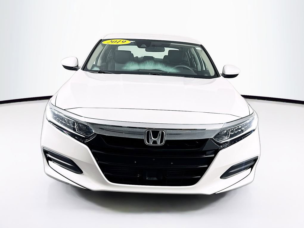 Used 2019 Honda Accord LX image 2