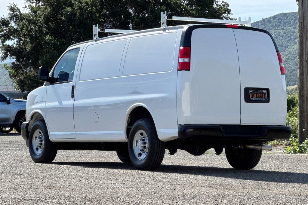 Used 2020 Chevrolet Express 2500 w/ Communications Package image 6