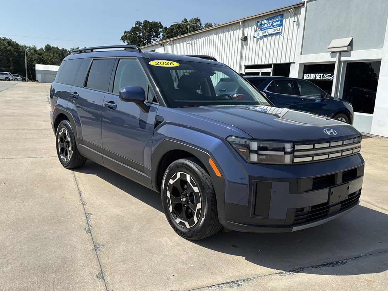 Used 2026 Hyundai Santa Fe SEL FWD image 3
