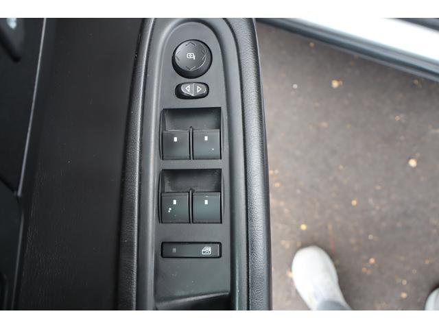 Used 2016 Chevrolet Traverse LT image 10