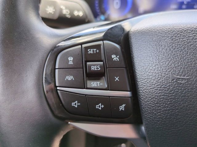 Used 2023 Ford Explorer Platinum w/ Technology Package AWD/4WD image 26