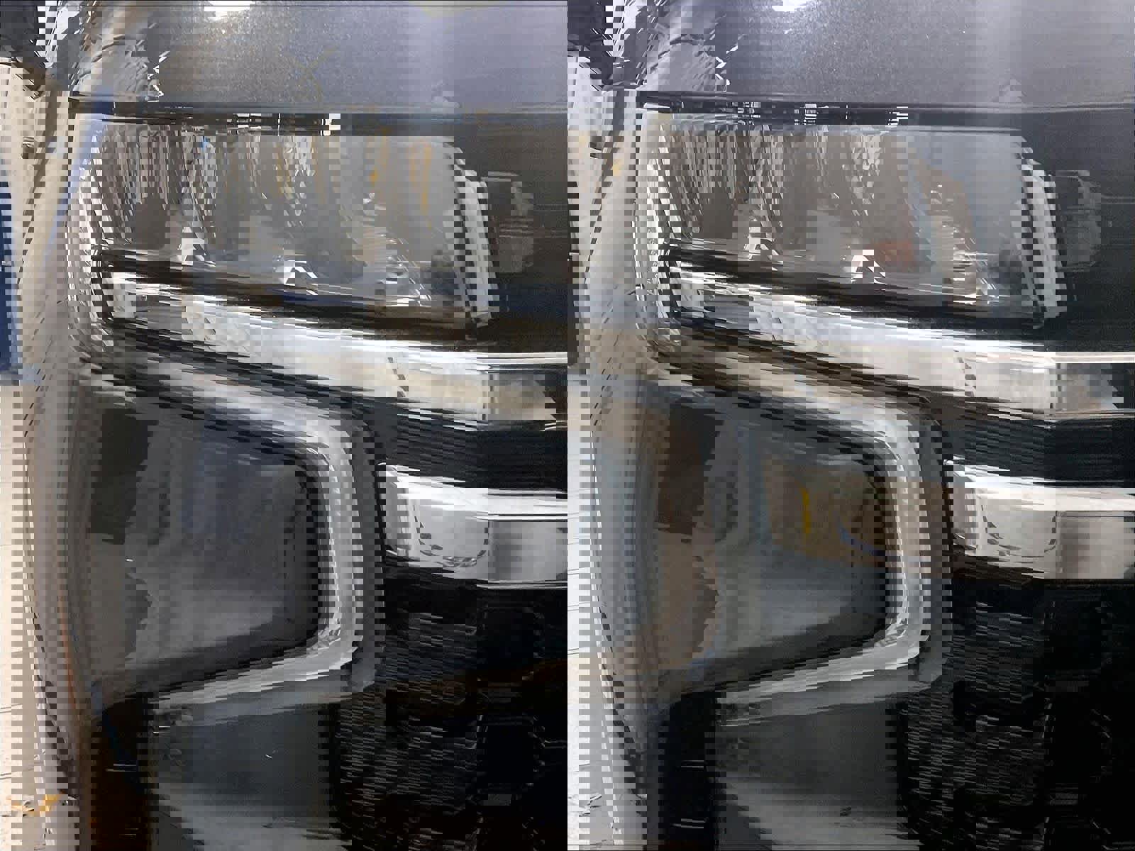 Used 2023 Chevrolet Tahoe LS image 33