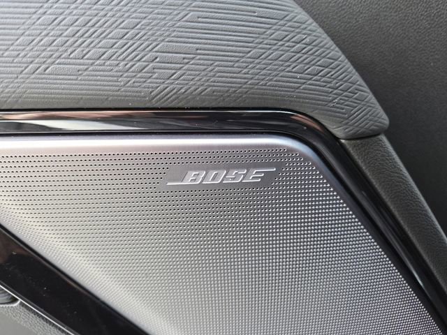 Used 2025 GMC Sierra 1500 AT4X image 9