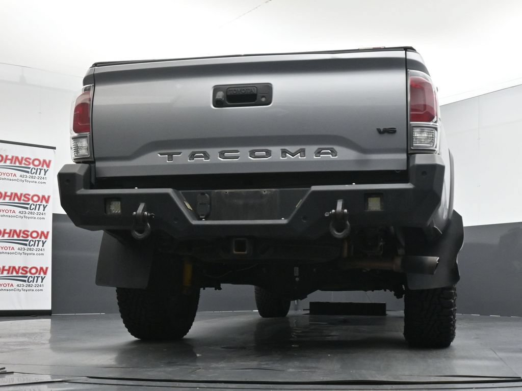 Used 2021 Toyota Tacoma TRD Off-Road AWD/4WD image 23