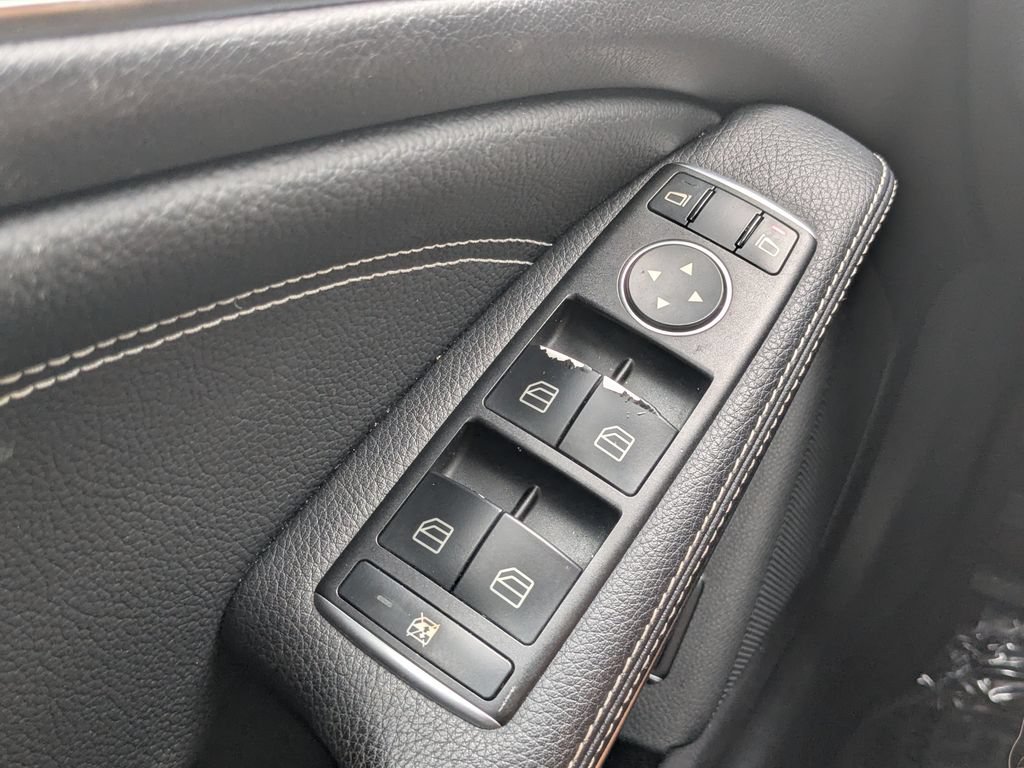 Used 2018 Mercedes-Benz CLA 250 image 7