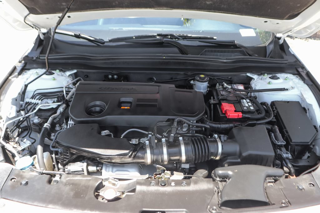 Used 2022 Honda Accord Sport image 11