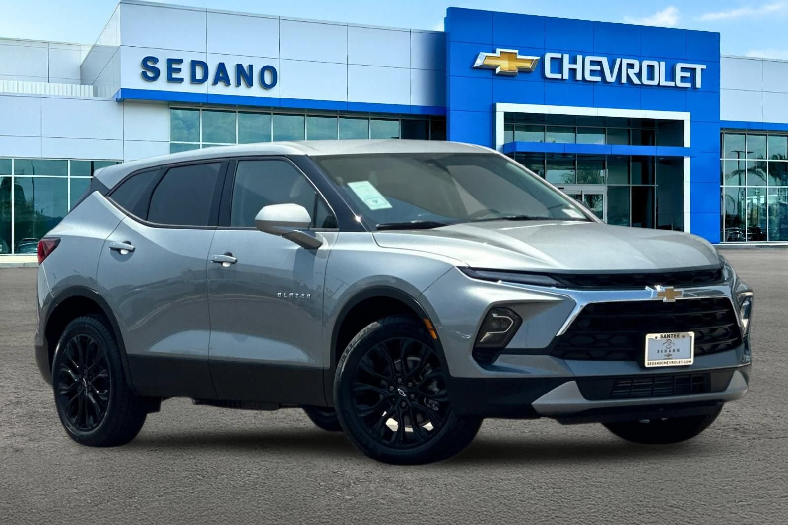 New 2026 Chevrolet Blazer LT FWD image 2