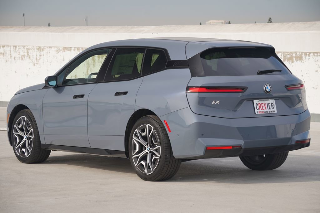 New 2026 BMW iX xDrive45 w/ Premium Package image 7