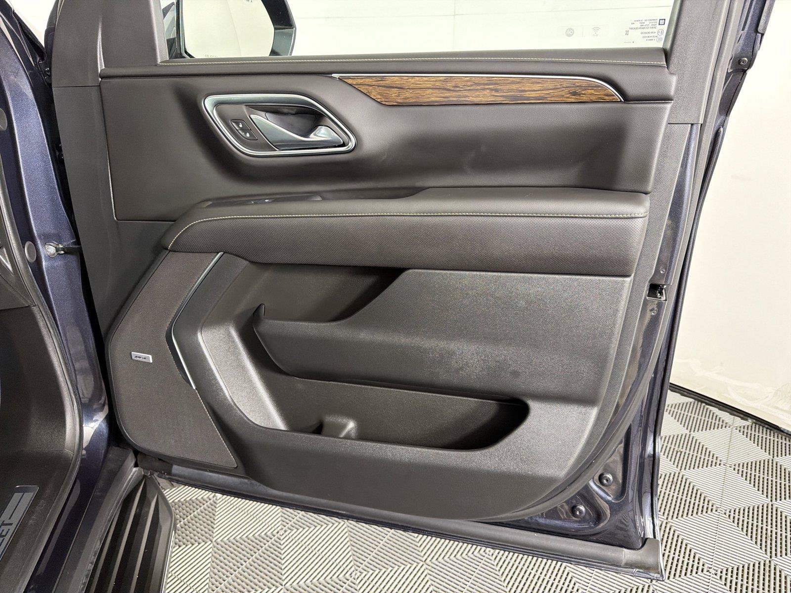 Certified 2024 Chevrolet Tahoe Premier w/ Premium Package RWD image 12
