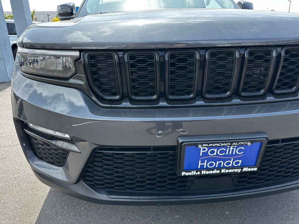Used 2022 Jeep Grand Cherokee Limited 4xe AWD/4WD image 4