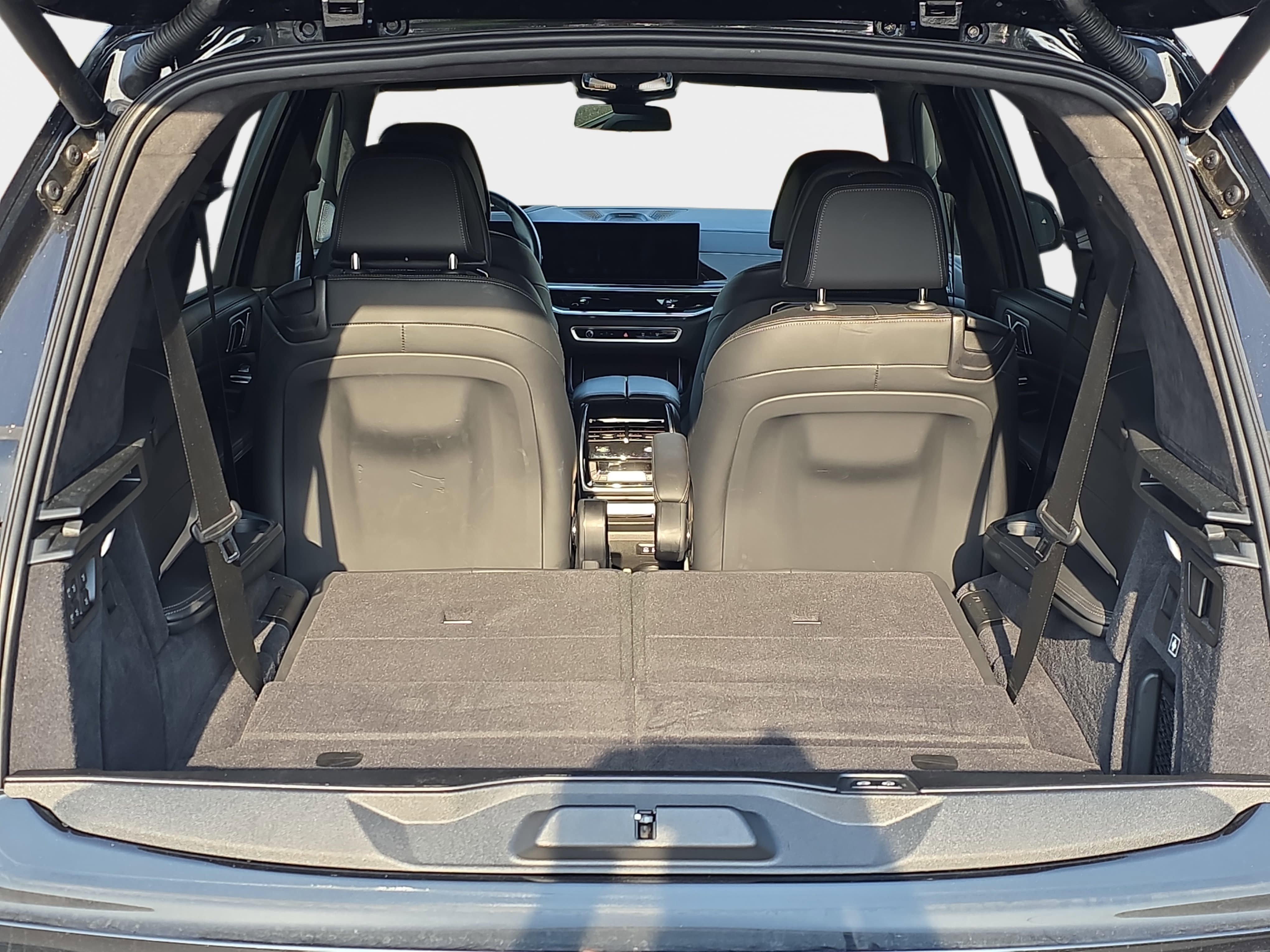 Used 2024 BMW X7 M60i w/ Executive Package AWD/4WD image 10