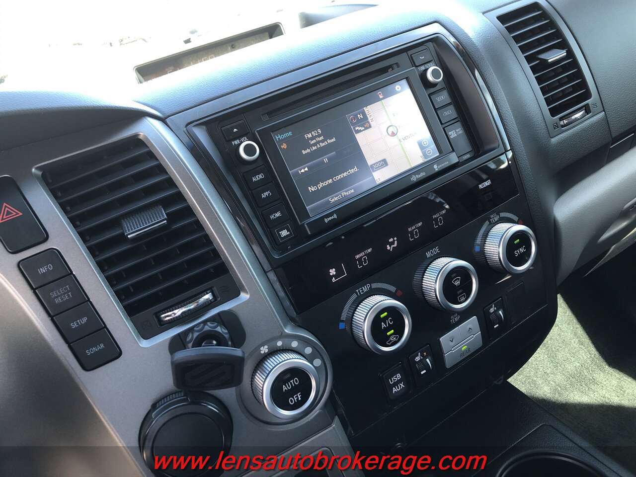 Used 2017 Toyota Sequoia Limited w/ Safety & Convenience Package RWD image 14