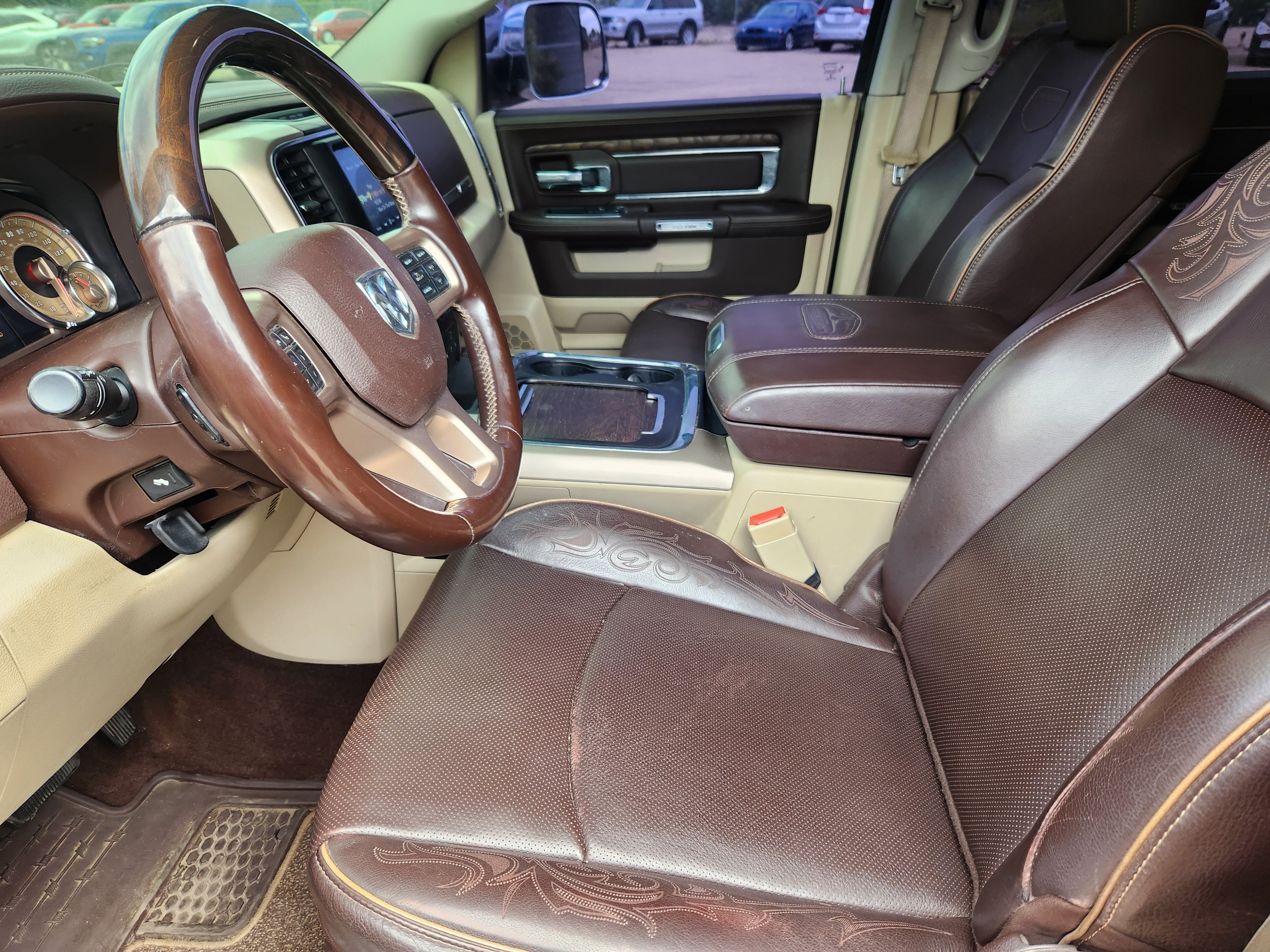Used 2018 RAM 1500 Laramie Longhorn AWD/4WD image 9
