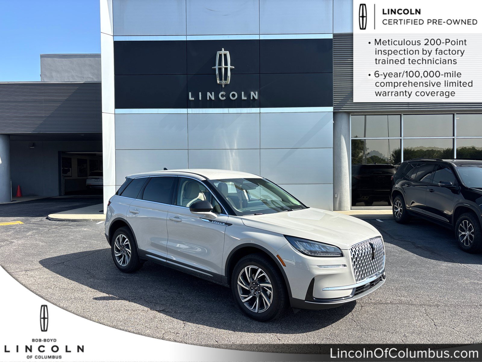 Certified 2023 Lincoln Corsair AWD w/ Rear Removable Package Tray