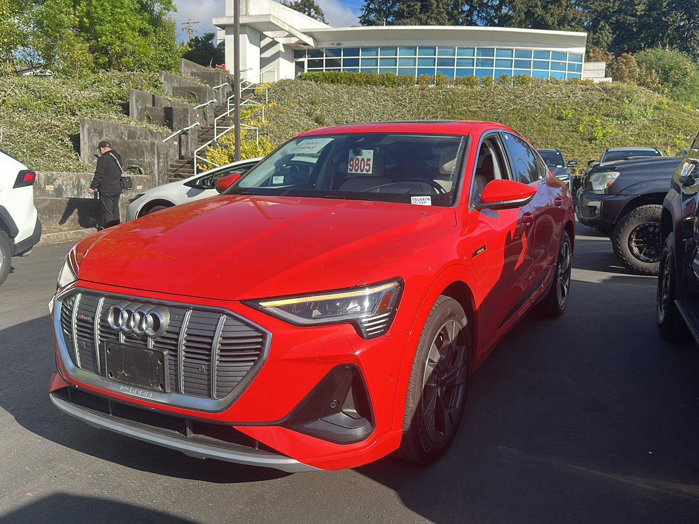 Used 2021 Audi e-tron Prestige w/ Prestige Package AWD/4WD image 1