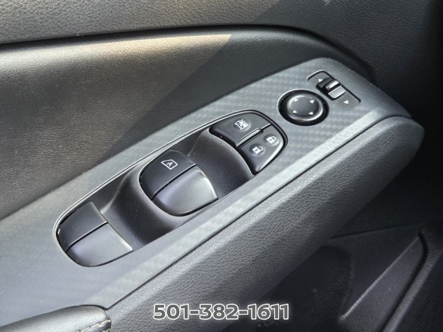 Used 2025 Nissan Altima 2.5 SV FWD image 30