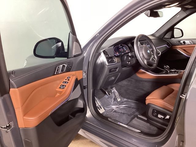 Used 2022 BMW X5 M50i w/ Executive Package AWD/4WD image 9