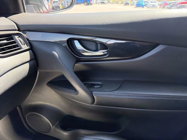 Used 2019 Nissan Rogue SL w/ Premium Package AWD/4WD image 26