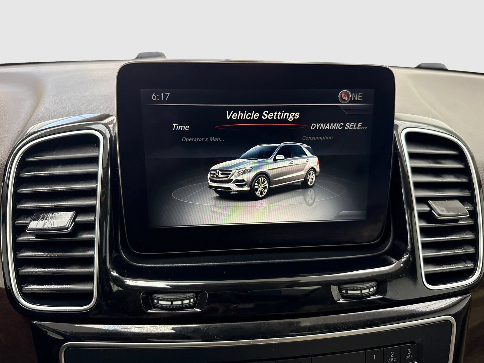 Used 2016 Mercedes-Benz GLE 350 4MATIC w/ Premium Package image 27