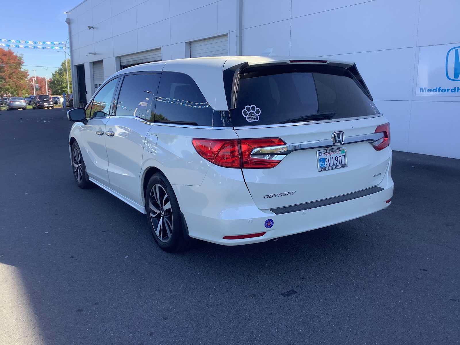 Used 2018 Honda Odyssey Elite image 3