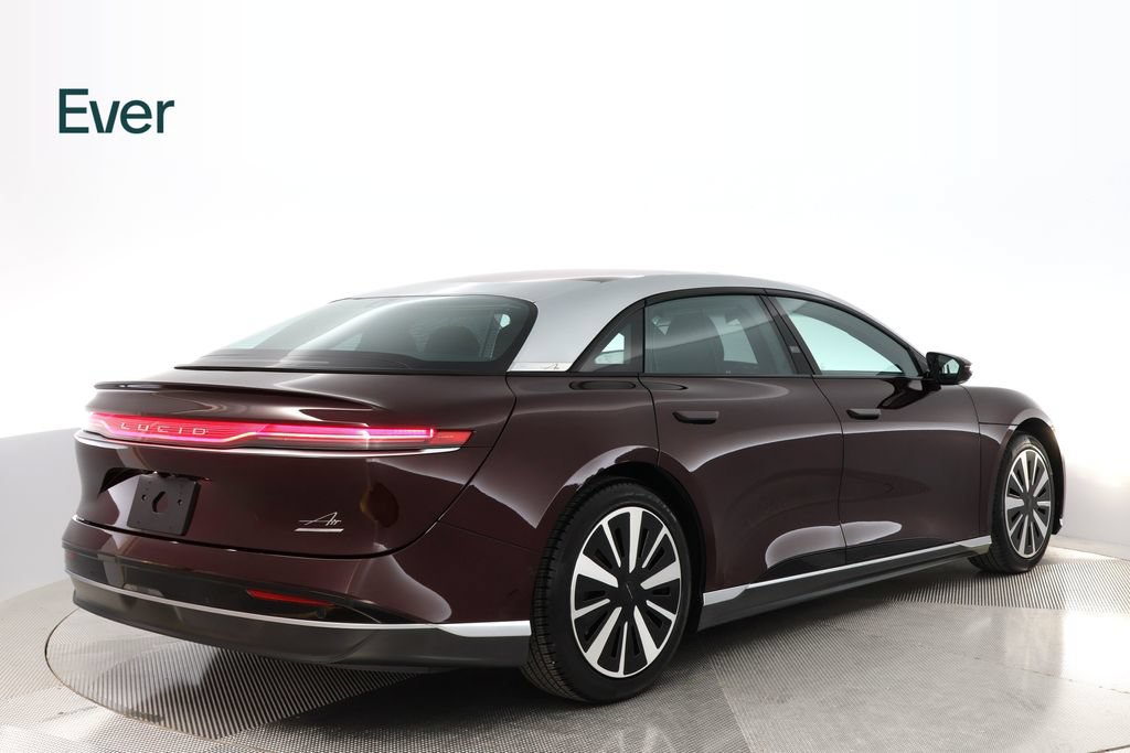Used 2024 Lucid Air Touring AWD/4WD image 3