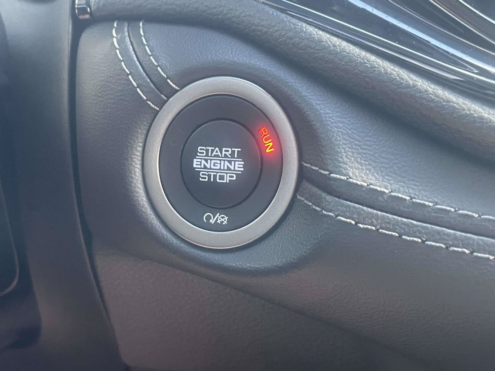 Certified 2021 Dodge Durango SXT RWD image 22