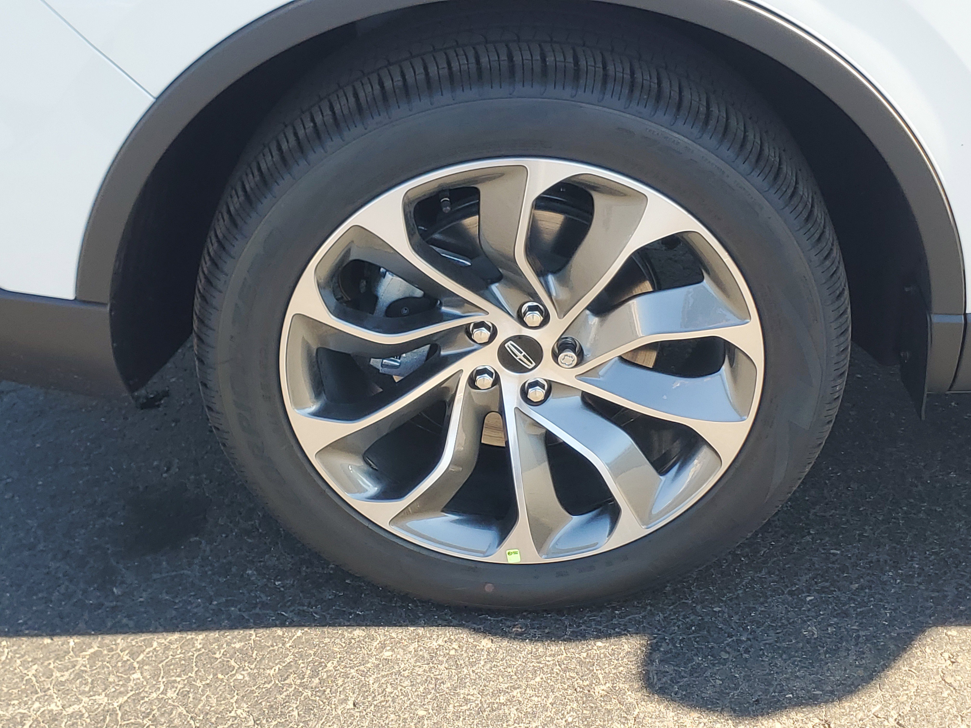 New 2026 Lincoln Aviator AWD image 5