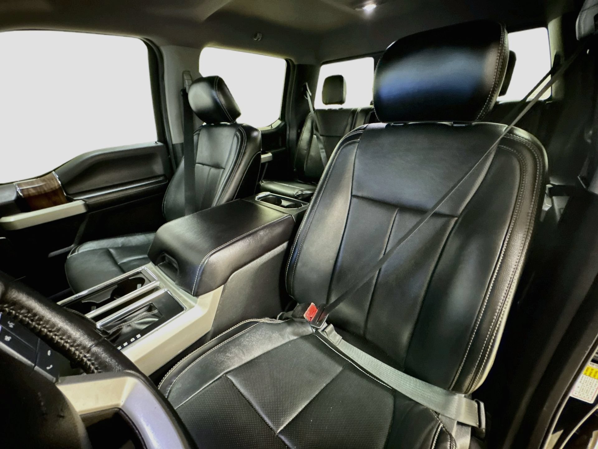 Used 2018 Ford F150 Lariat w/ Trailer Tow Package RWD image 21