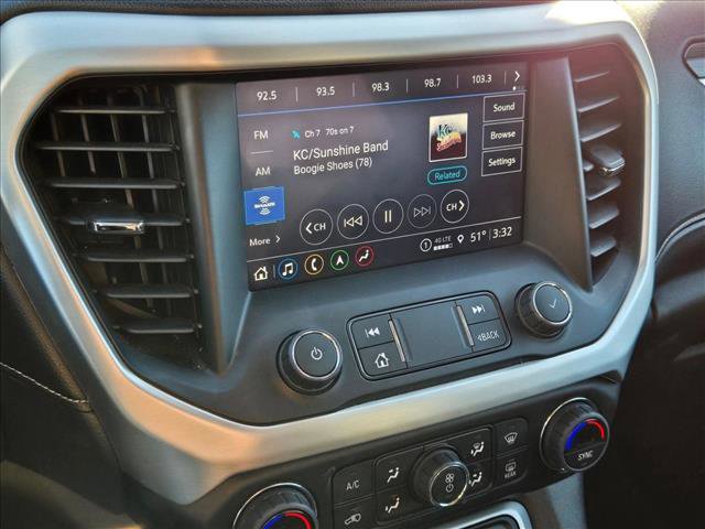 Used 2023 GMC Acadia SLT image 13