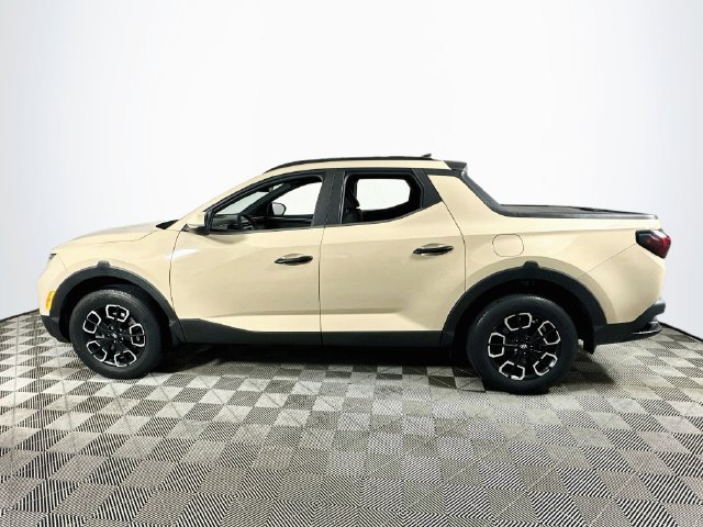 Used 2022 Hyundai Santa Cruz SEL w/ Activity Package FWD image 6