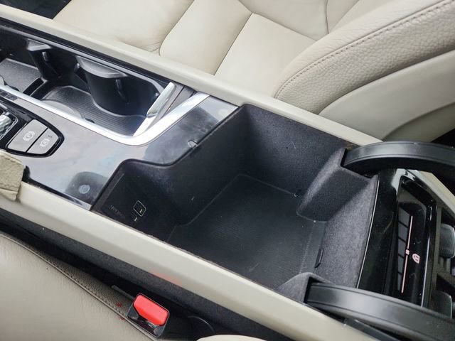 Used 2020 Volvo XC90 T5 Momentum image 45