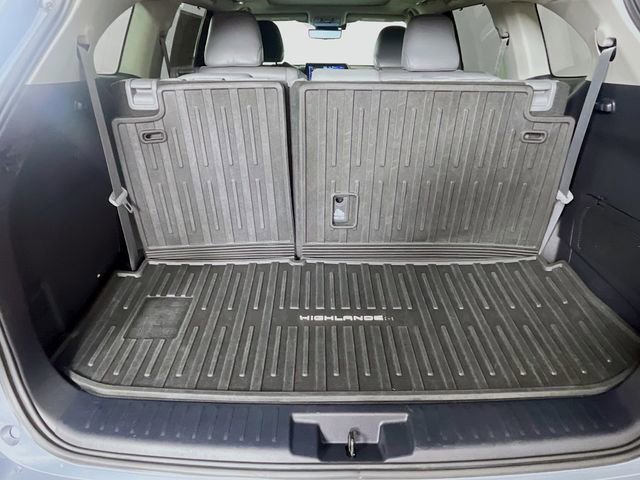 Used 2021 Toyota Highlander Platinum image 29