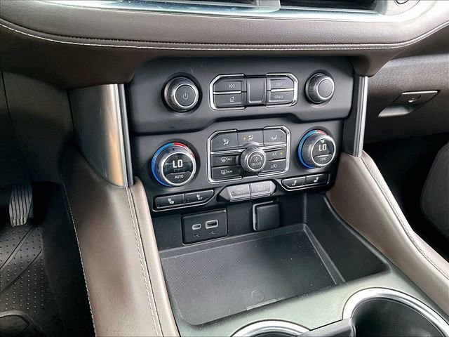 Used 2023 Chevrolet Tahoe Z71 w/ Luxury Package image 27